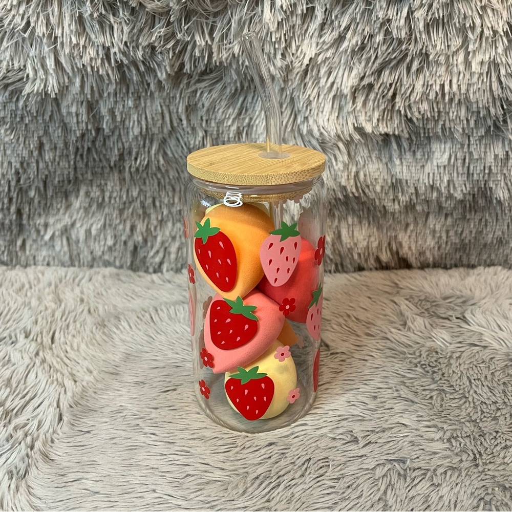 🍓Strawberry 16oz Glass Tumbler Beauty Blender Set